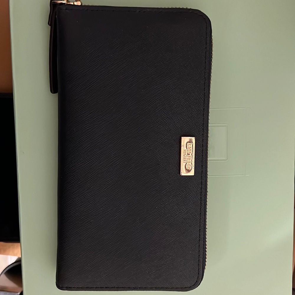 Kate spade long wallet